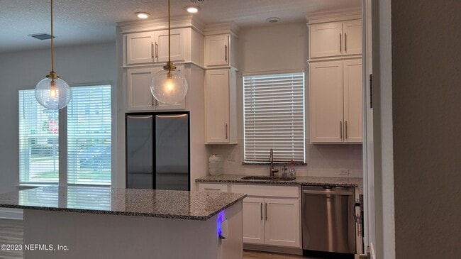 Foto del edificio - 11318 Barrier Beach Pl