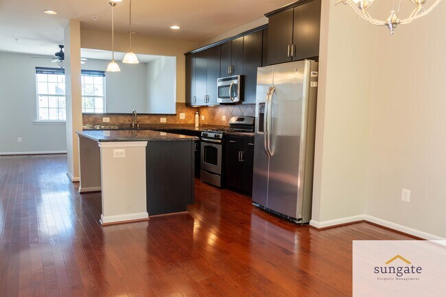 Building Photo - 9362 Paragon Way