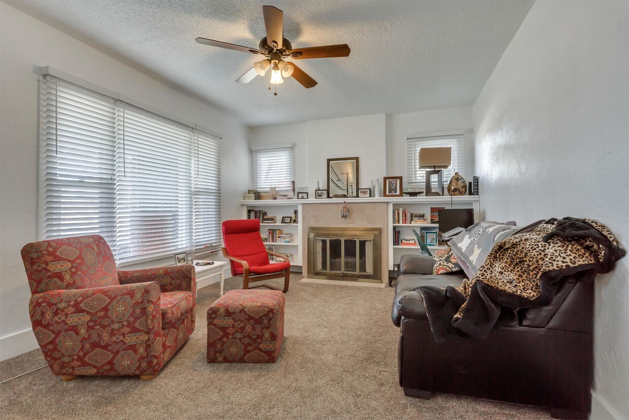 Foto principal - 308 N Main St