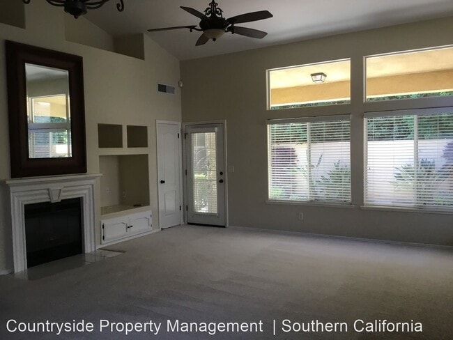 Foto del edificio - 3 br, 2.5 bath House - 3769 W. Vincent Lane