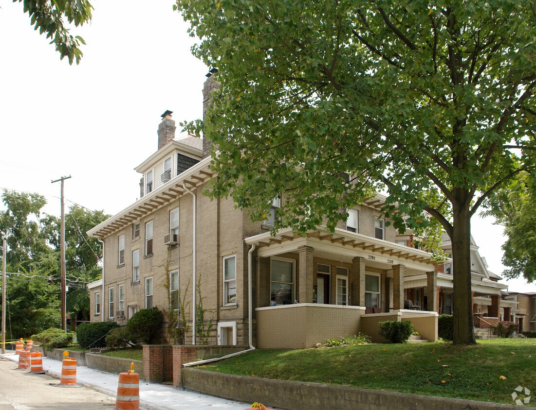 Foto del edificio - 2288-2290 N High St