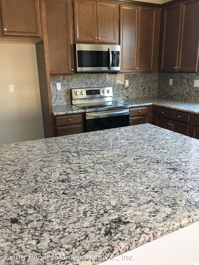 Foto del edificio - 4 br, 3 bath House - 1190 Potomac Way