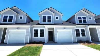 Building Photo - 205 Brackish Dr