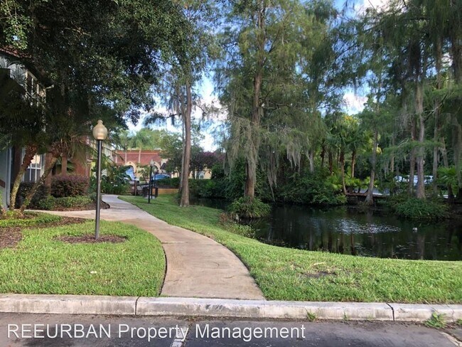 Foto del edificio - 2 br, 1 bath House - VM-1718 5108 CONROY R...