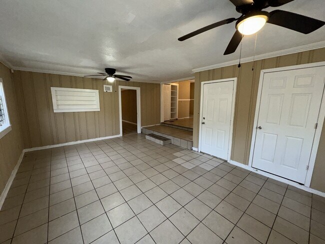 Foto del edificio - 2704 Shannon St