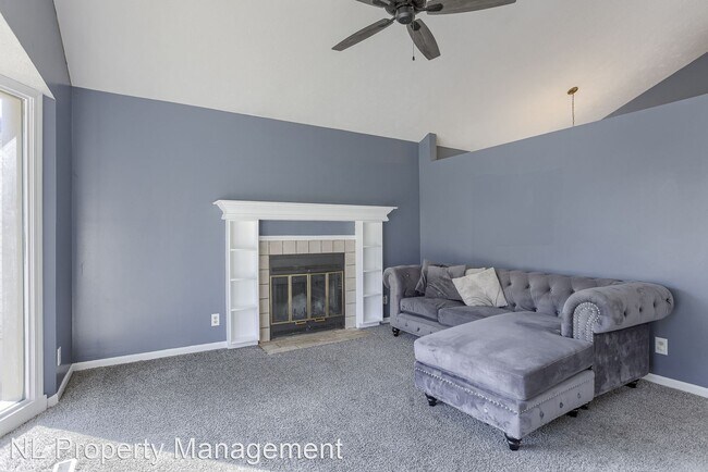 Building Photo - 4 br, 3 bath House - 5724 N 107th Street