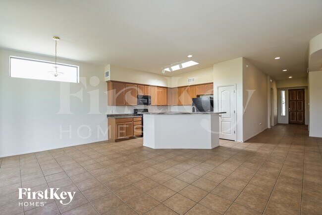 Building Photo - 13558 E High Plains Ranch St