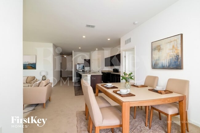 Foto del edificio - 343 Eaglecrest Dr