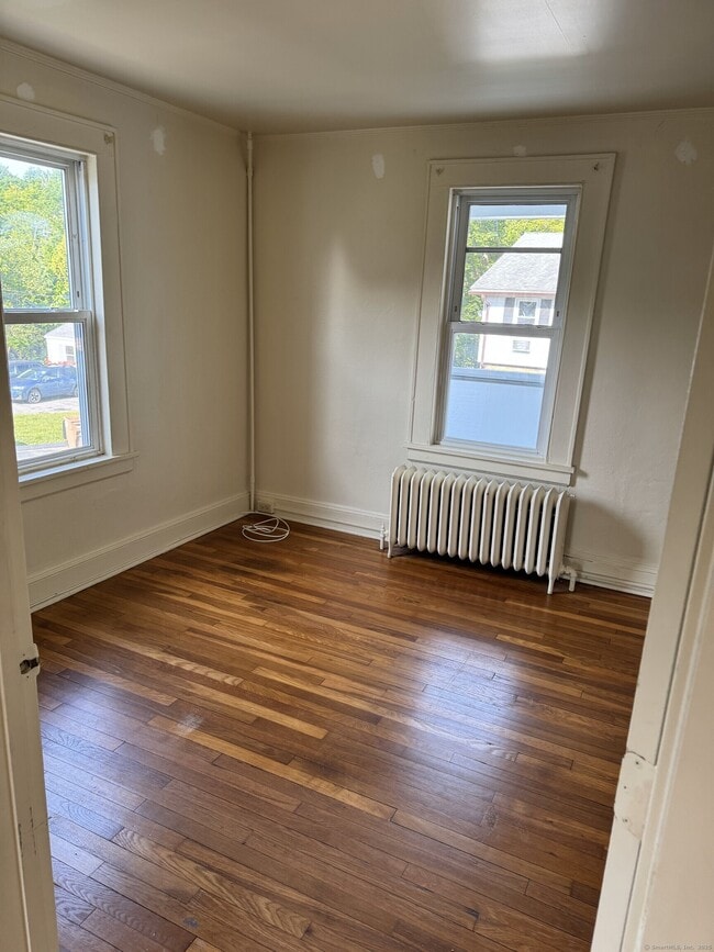 Building Photo - 17 Duncanson St