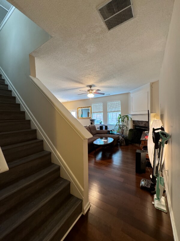 Building Photo - 431 Windstone Trail