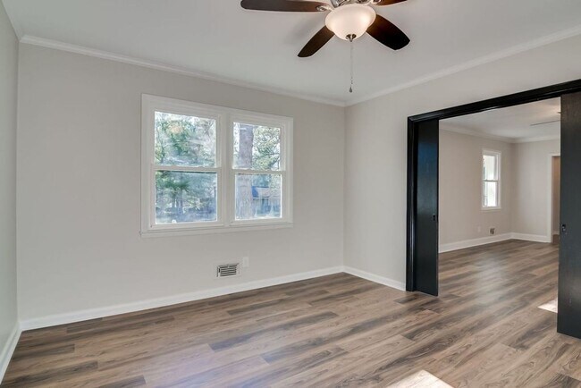 Building Photo - Renovated West Augusta Ranch - Coming July...