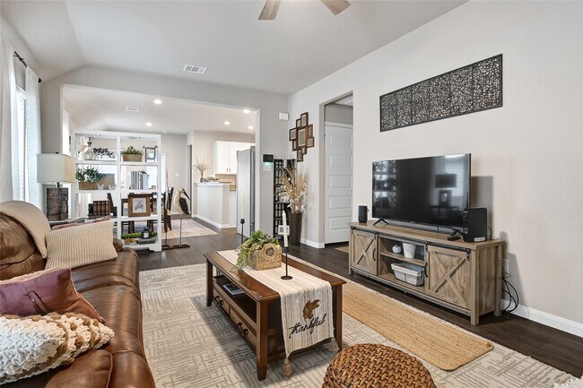 Foto del edificio - 1329 Mount Blanc Path