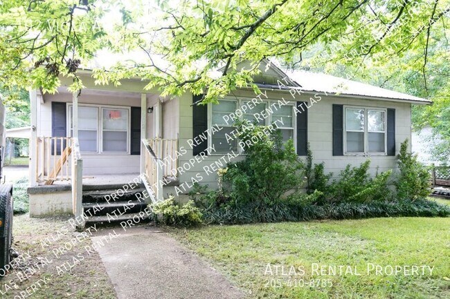 Foto del edificio - 102 Viola Ave