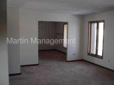 Building Photo - 5637 Ryewyck Dr
