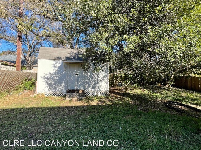 Building Photo - 3 br, 3 bath House - 2933 LOTUS PARK  (GUA...