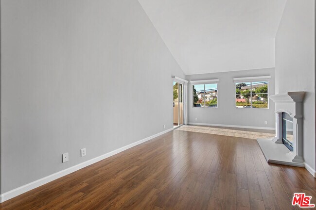 Foto del edificio - 5500 Torrance Blvd