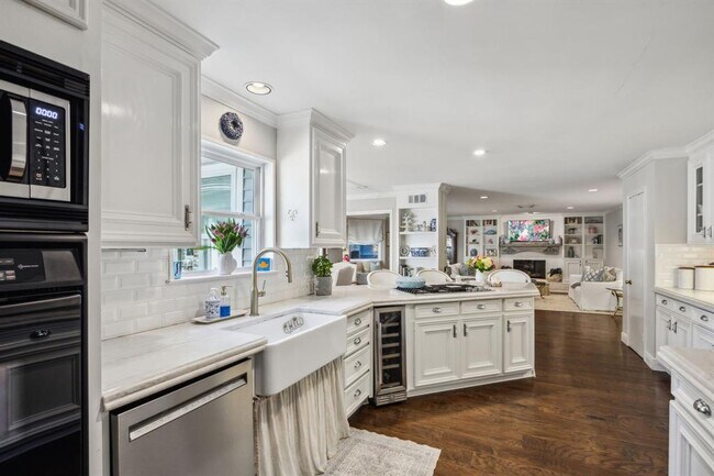 Foto del edificio - 12503 Woodthorpe Ln