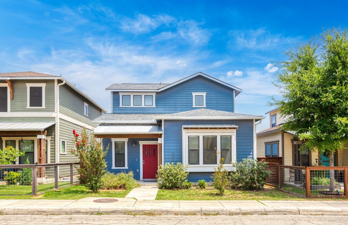 Foto principal - 623 Burleson St