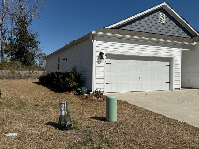 Building Photo - 320 Windy Wds Wy