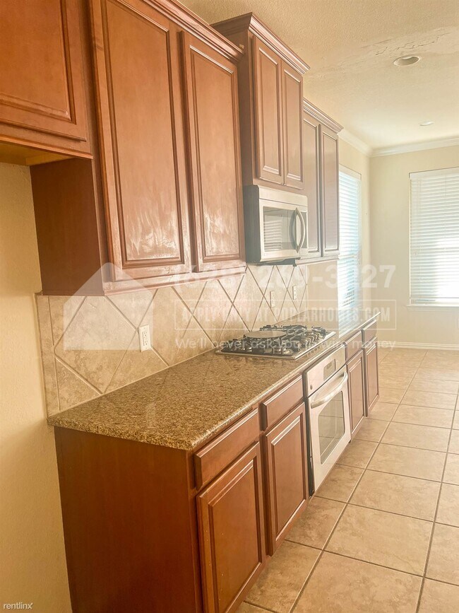 Foto del edificio - 4 br, 2.5 bath House - 12103 Cove Ridge Ln -