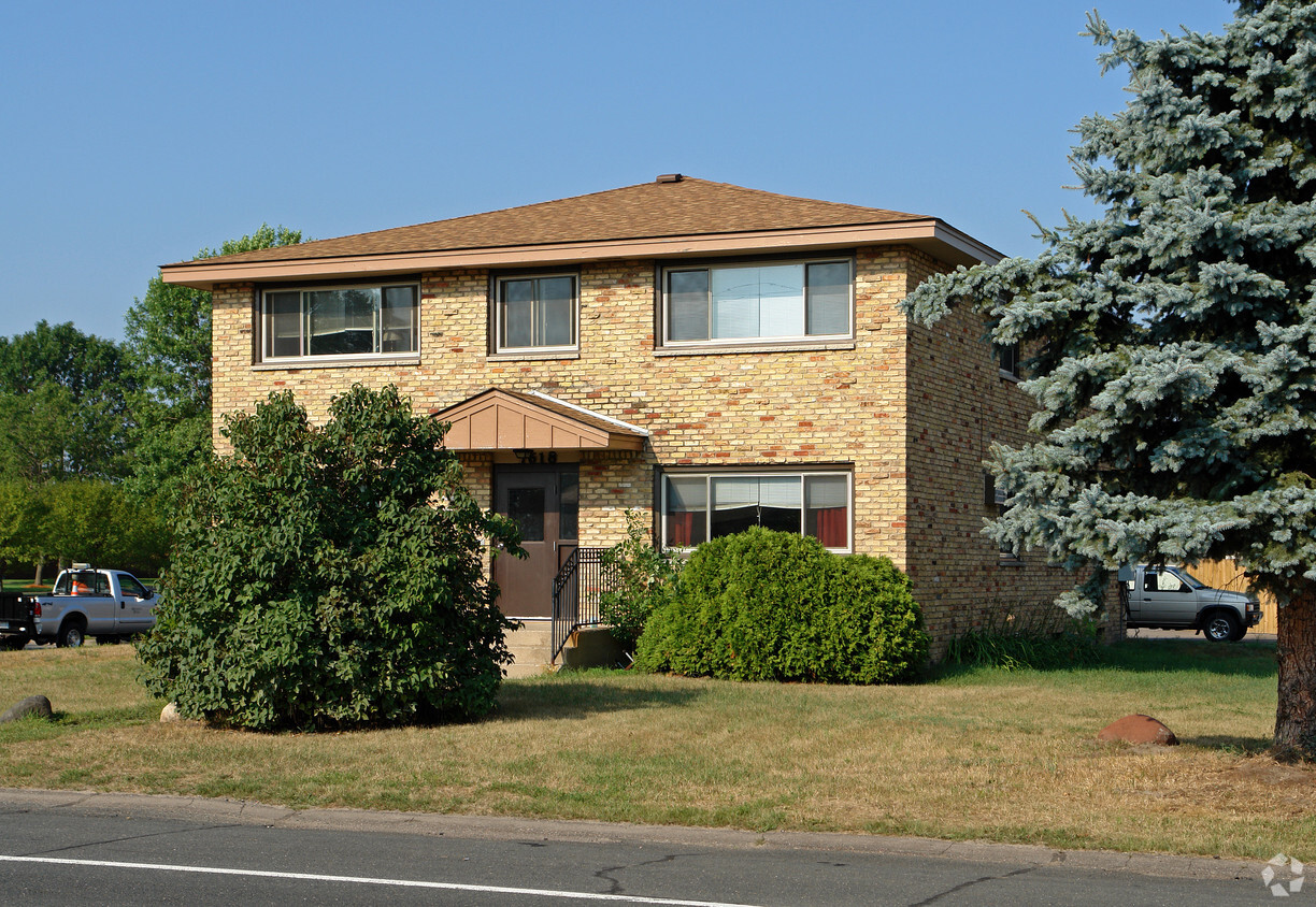 Building Photo - 7618 Edgewood Dr