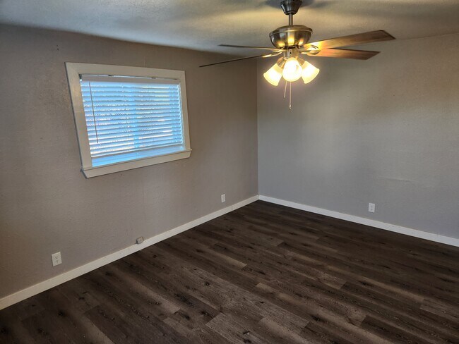 Foto del edificio - 6690 E 63rd Pl