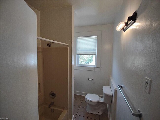 Foto del edificio - 325 W 31st St
