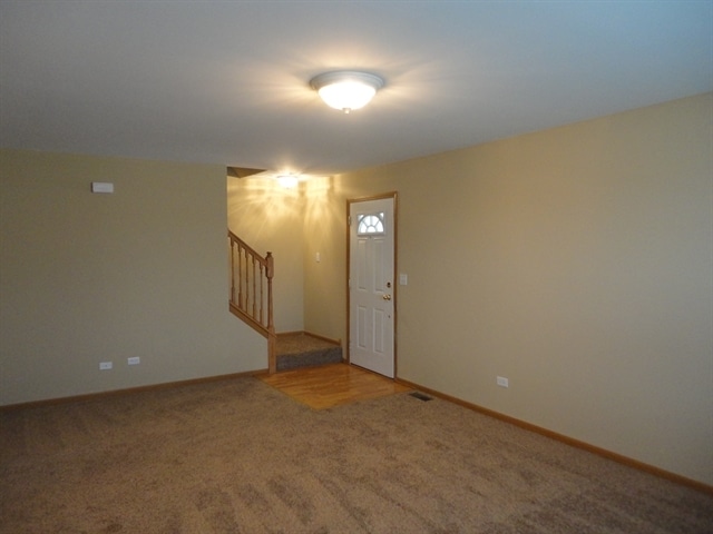 Building Photo - 609 Circle Dr