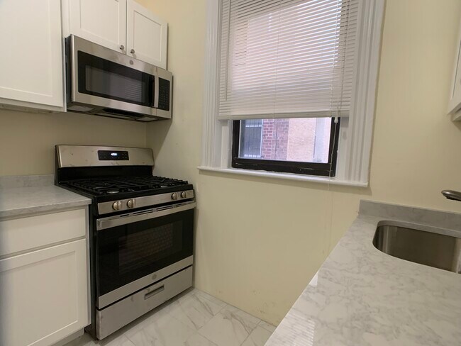 Foto del edificio - 27 Saint Lukes Rd