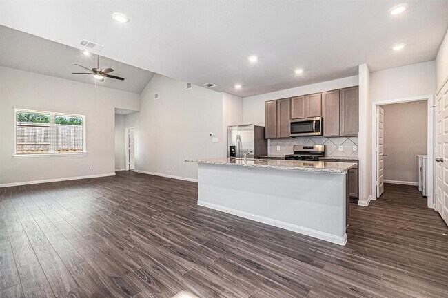 Building Photo - 13641 Goldeye Dr