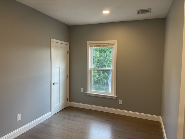 Foto del edificio - 876 Southbridge St