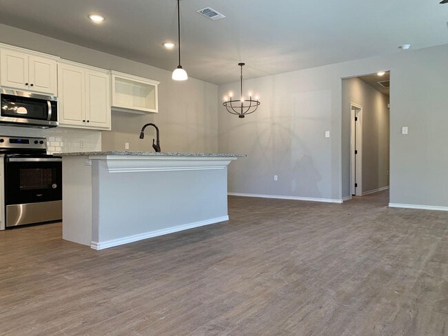 Building Photo - 1223 Preston Trails