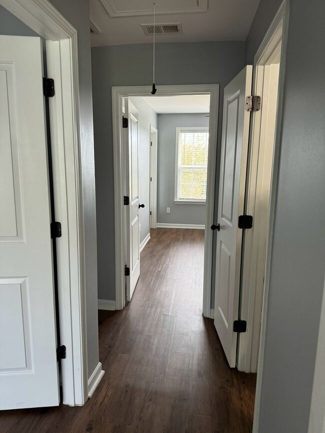 Foto del edificio - 516 Brawley St