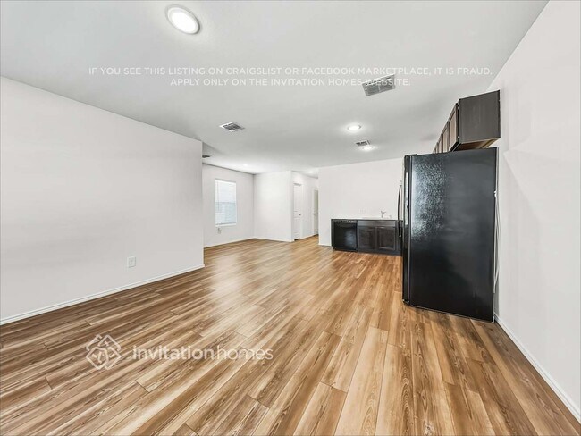 Foto del edificio - 3050 Wallace Wls Ct