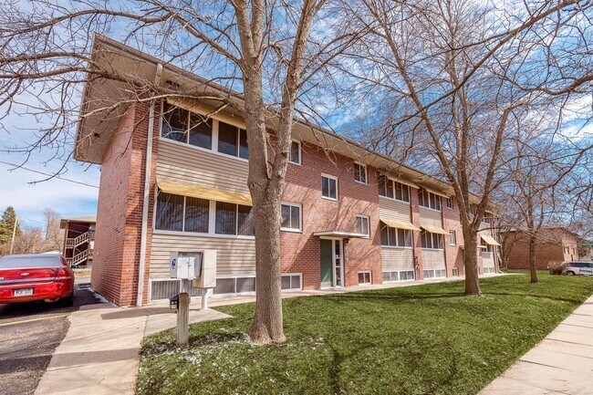 Foto del edificio - 2504 N 56th St