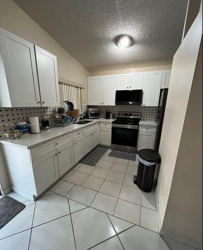Foto del edificio - 9287 NW 120th Terrace