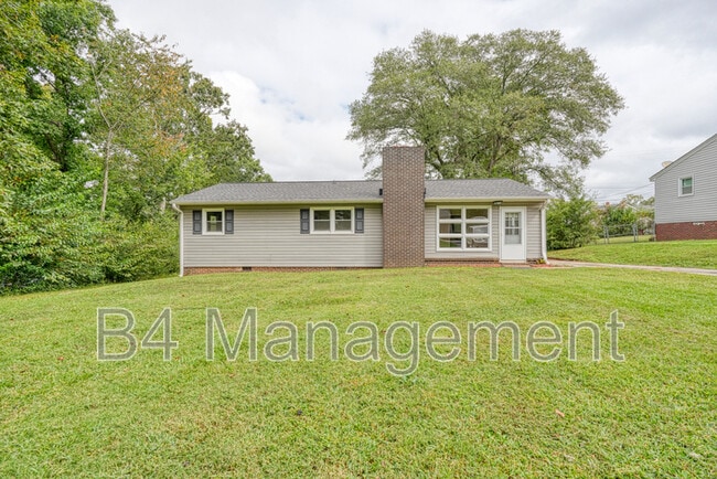 Building Photo - 620 Greenhill Rd