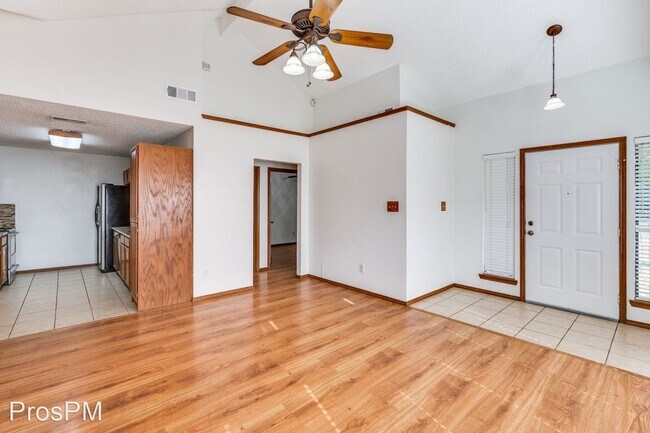 Building Photo - 3 br, 2 bath House - 4708 Jasmine Dr.