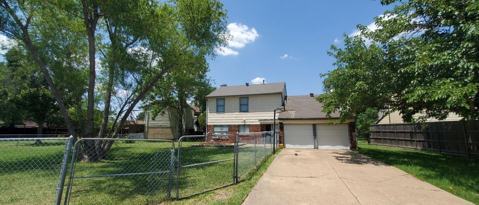 Foto del edificio - 2301 Sweetbriar Ct