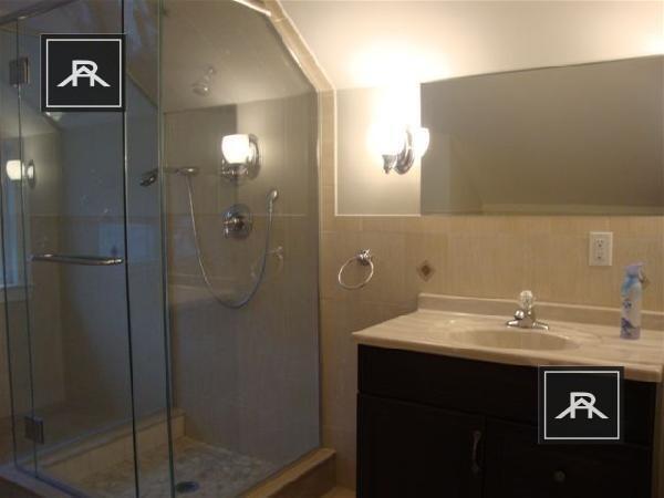 Foto del edificio - 4 bedroom in Brighton MA 02135
