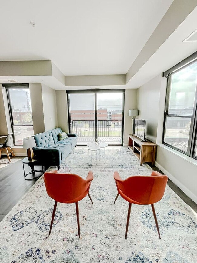 Foto del edificio - 1400 E Walnut St
