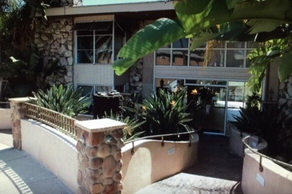 Primary Photo - 1801 Grace Ave