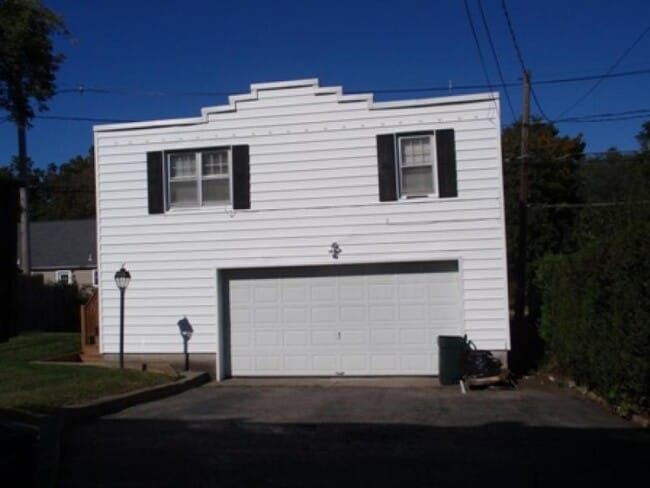 Foto del edificio - 10 Clover Pl