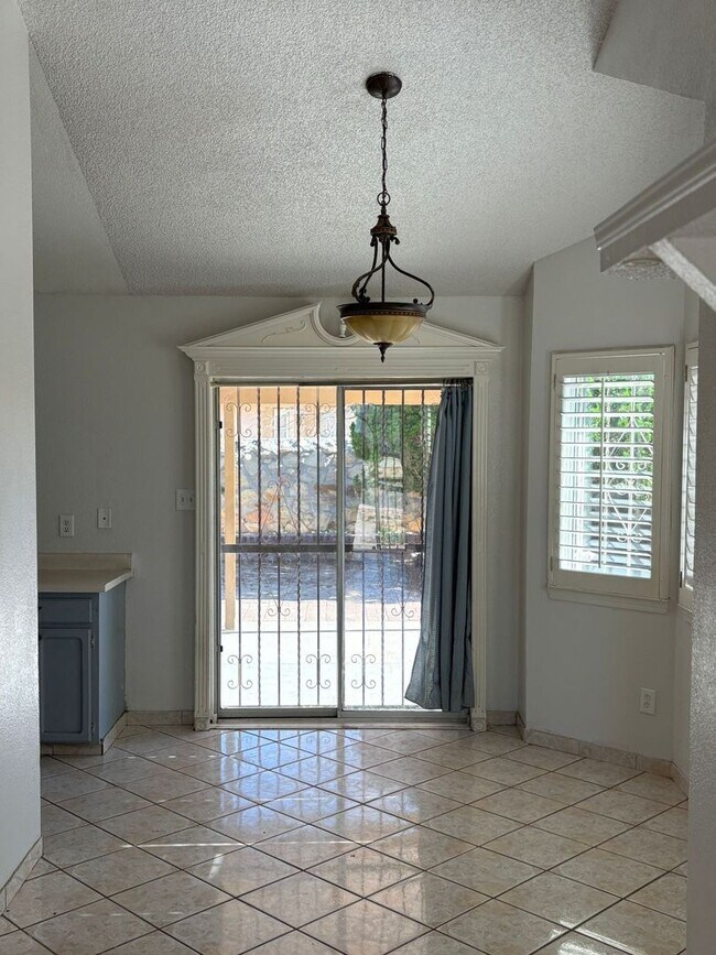 Foto del edificio - Charming 3 bedroom, 2 bath home in East El...
