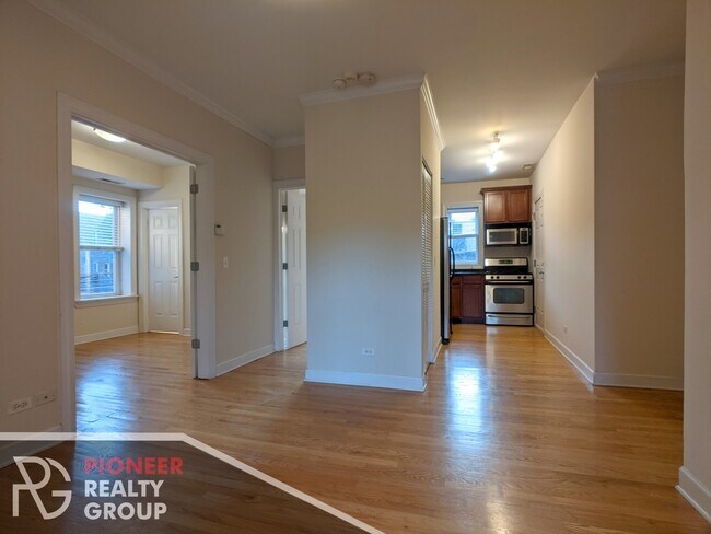 Building Photo - 3248 N Clifton Ave