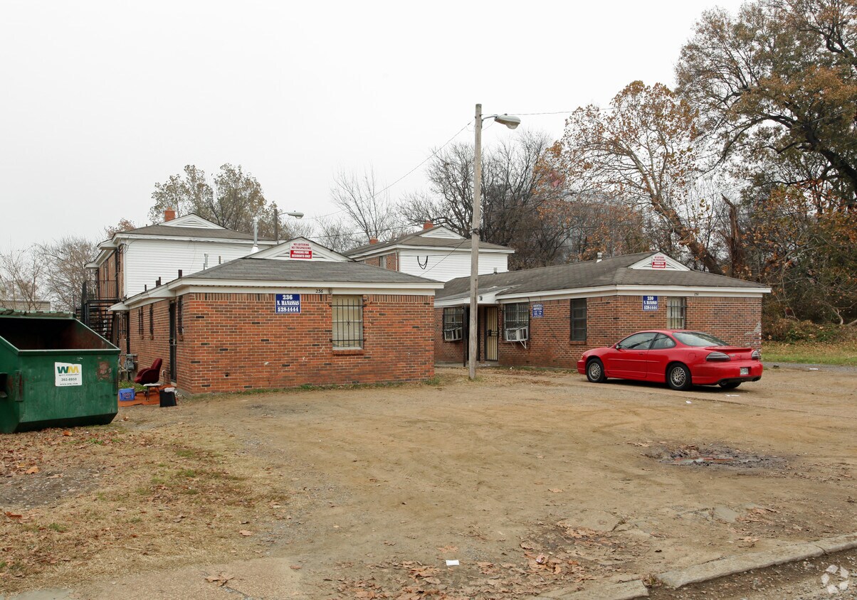 Primary Photo - Manassas Apartments