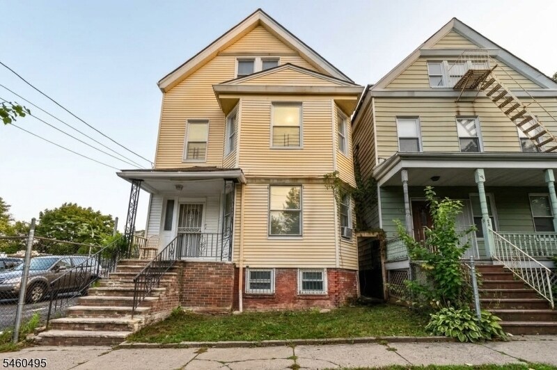 Foto del edificio - 148 Fairmount Ave