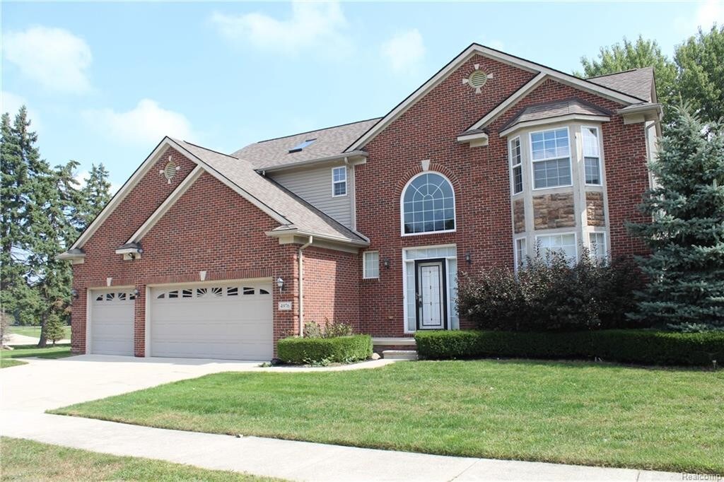 Primary Photo - 4976 Saddle Brook Ct
