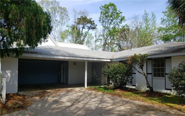 Building Photo - 203 Cindy Lou Pl