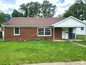 Building Photo - 136 Sawyer Dr